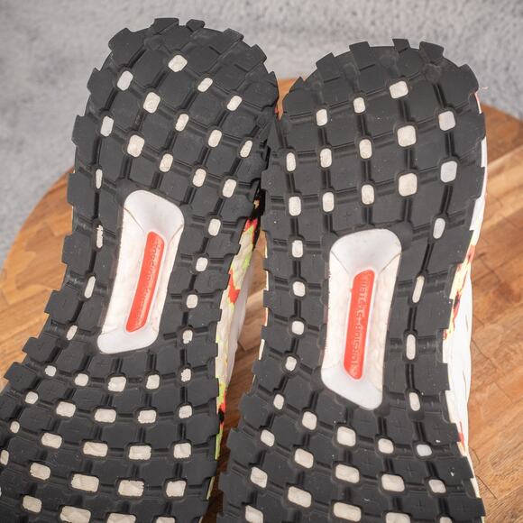 adidas UltraBoost Winter.Rdy Women's Sz 8.5 M Running Shoes White Lime FV7017 - Picture 9 of 9